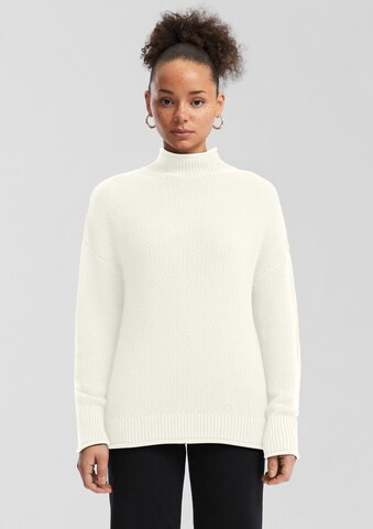 QS Trui in Beige: voorkant