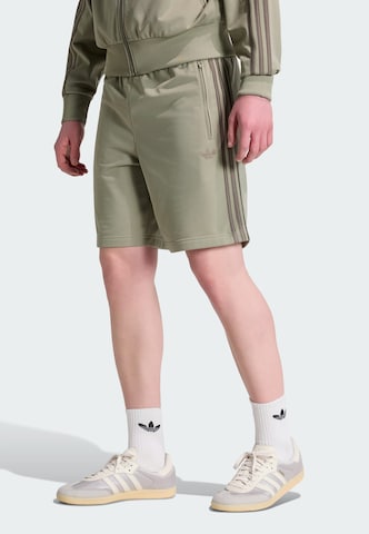 ADIDAS ORIGINALS Обычный Штаны 'Firebird' в Бежевый: спереди