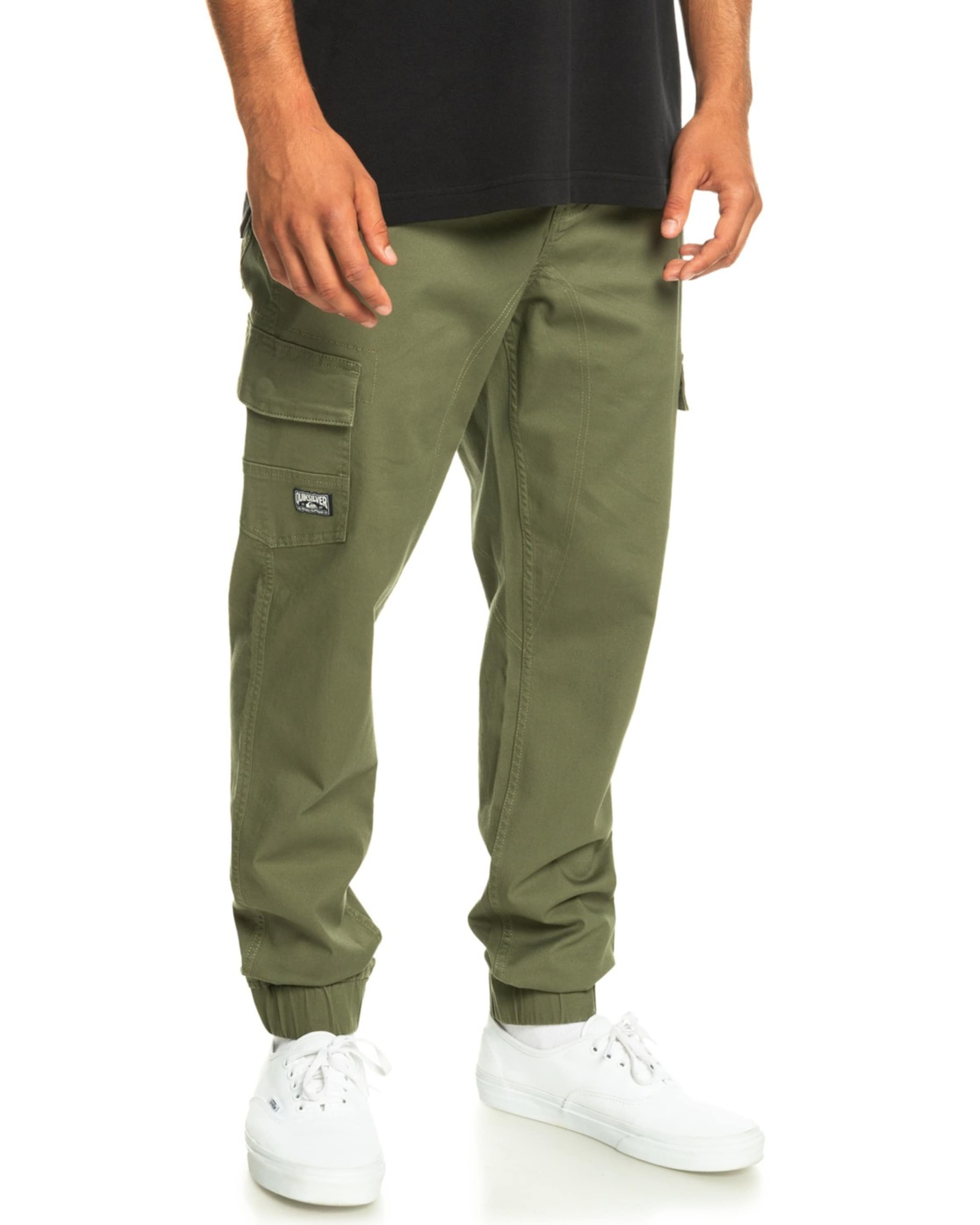QUIKSILVER Regular Cargo Pants in Green: front