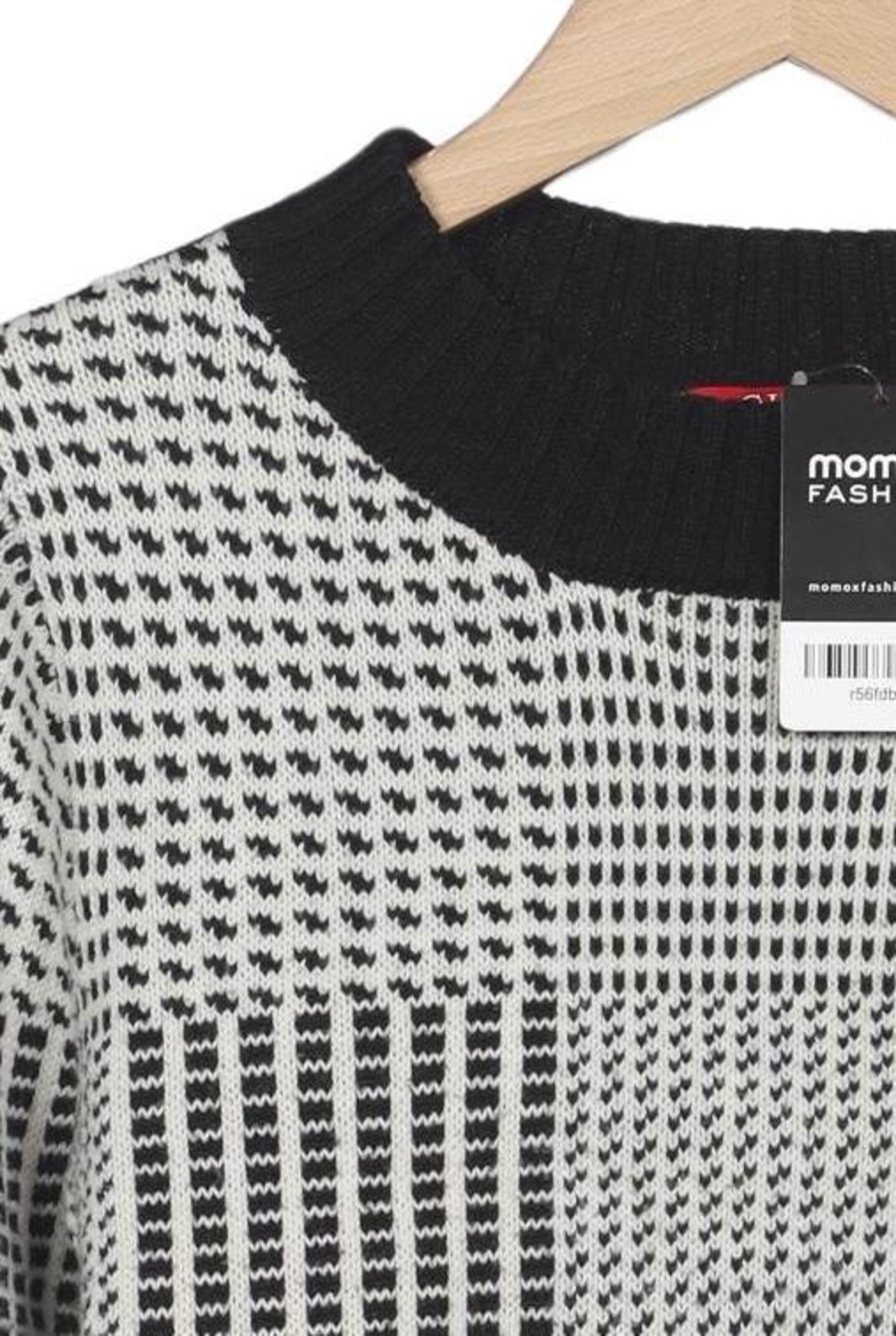 GUESS Sweater & Cardigan in M in Mixed colors