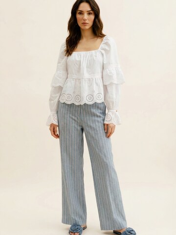 Crās Shirt ' Nellacras ' in Wit: voorkant