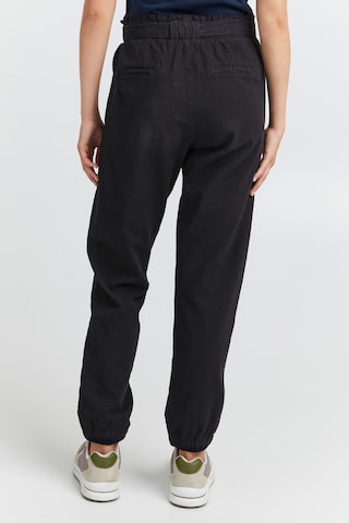 Oxmo Loose fit Pleat-Front Pants 'Lennja' in Black