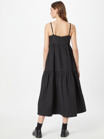 LEVI'S ® Jurk 'Kennedy Quilted Dress' in Zwart
