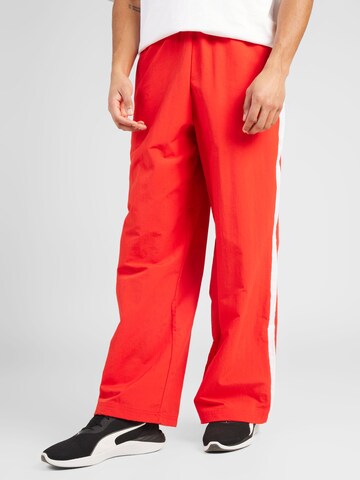 Loosefit Pantalon 'T7' PUMA en rouge : devant