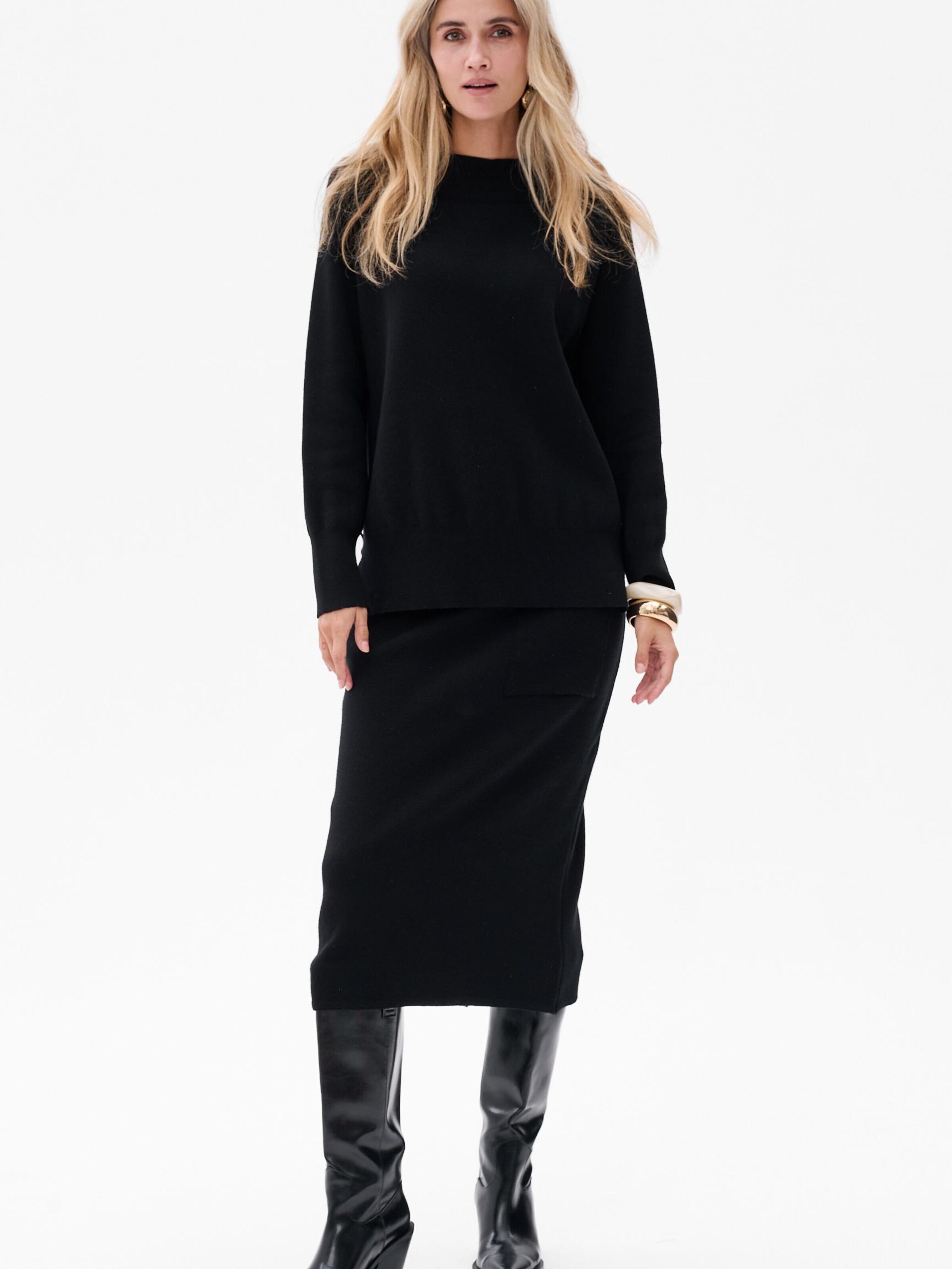 Blue Shadow Pullover‌‌‌‌‌ in Schwarz: Vorderseite