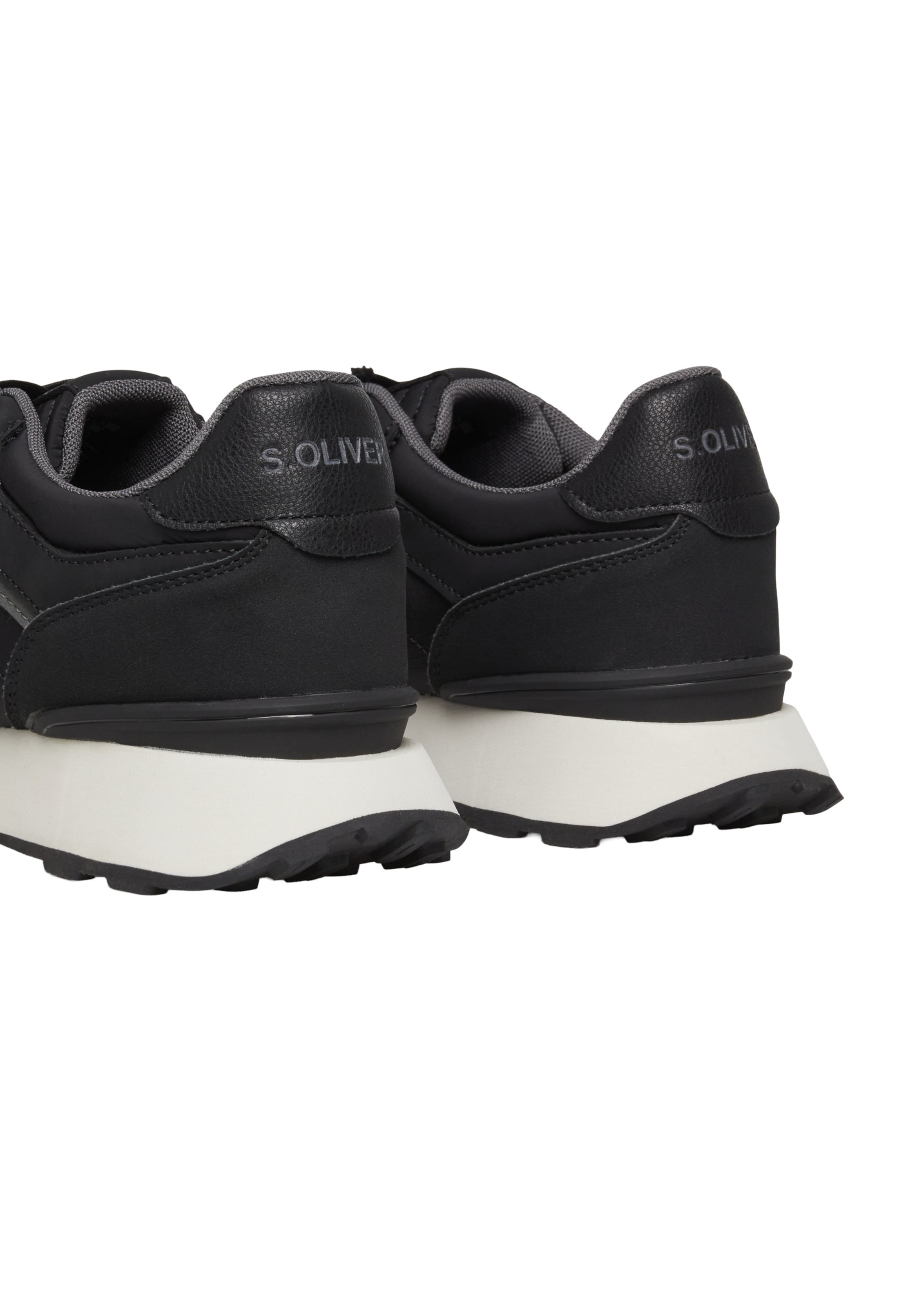 Baskets basses s.Oliver en noir