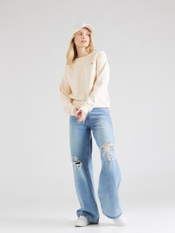 LEVI'S ® Sweatshirt 'Standard Crew' i beige