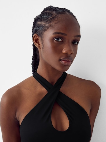 Rochie de la Bershka pe negru