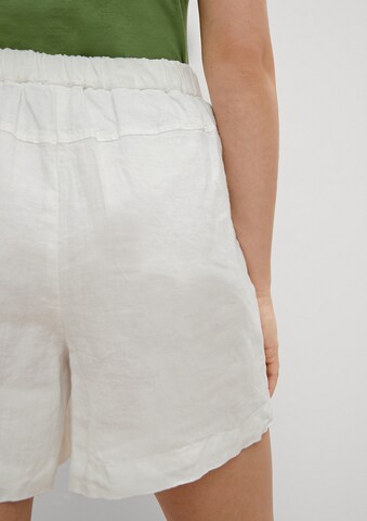 Regular Pantalon COMMA en blanc