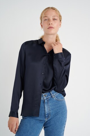 InWear - Blusa em preto: frente