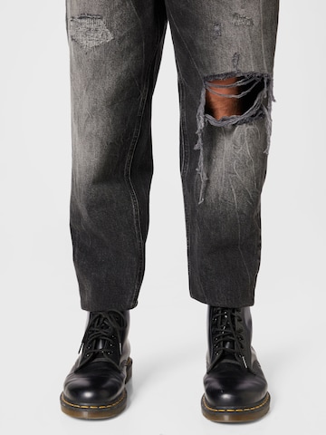 LTB جينز واسع جينز 'JULIAN' بلون أسود