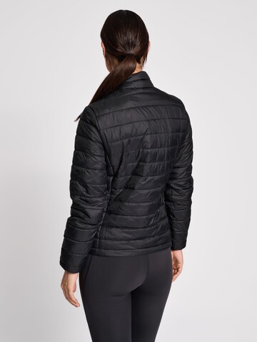 Veste de sport 'Blown' Hummel en noir