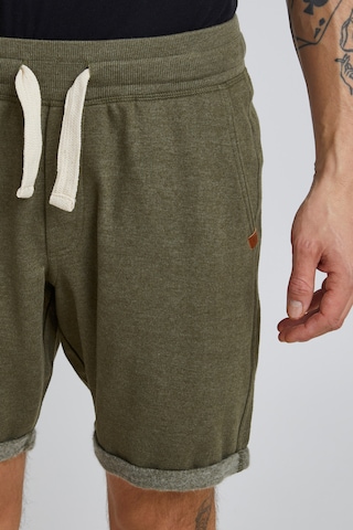 BLEND Regular Sweatshorts 'Timo' in Grün