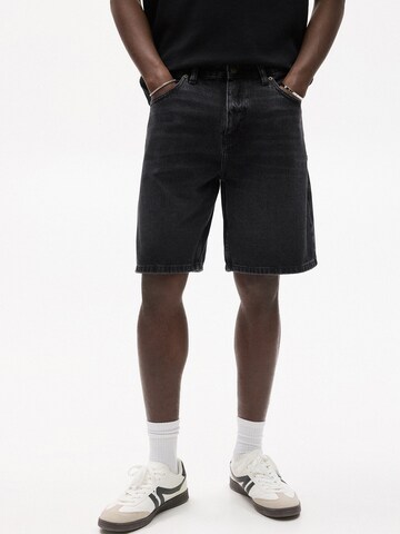 Loosefit Jeans di Pull&Bear in nero: frontale