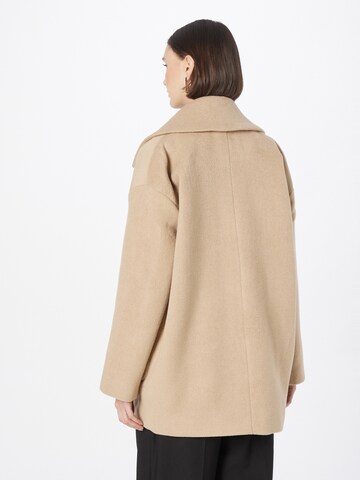 Sofie Schnoor Between-Seasons Coat in Beige