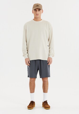 SOS Regular Shorts 'Niseko' in Blau