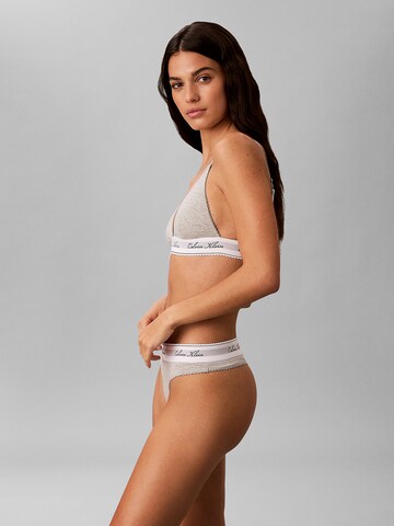 Calvin Klein String in Grijs