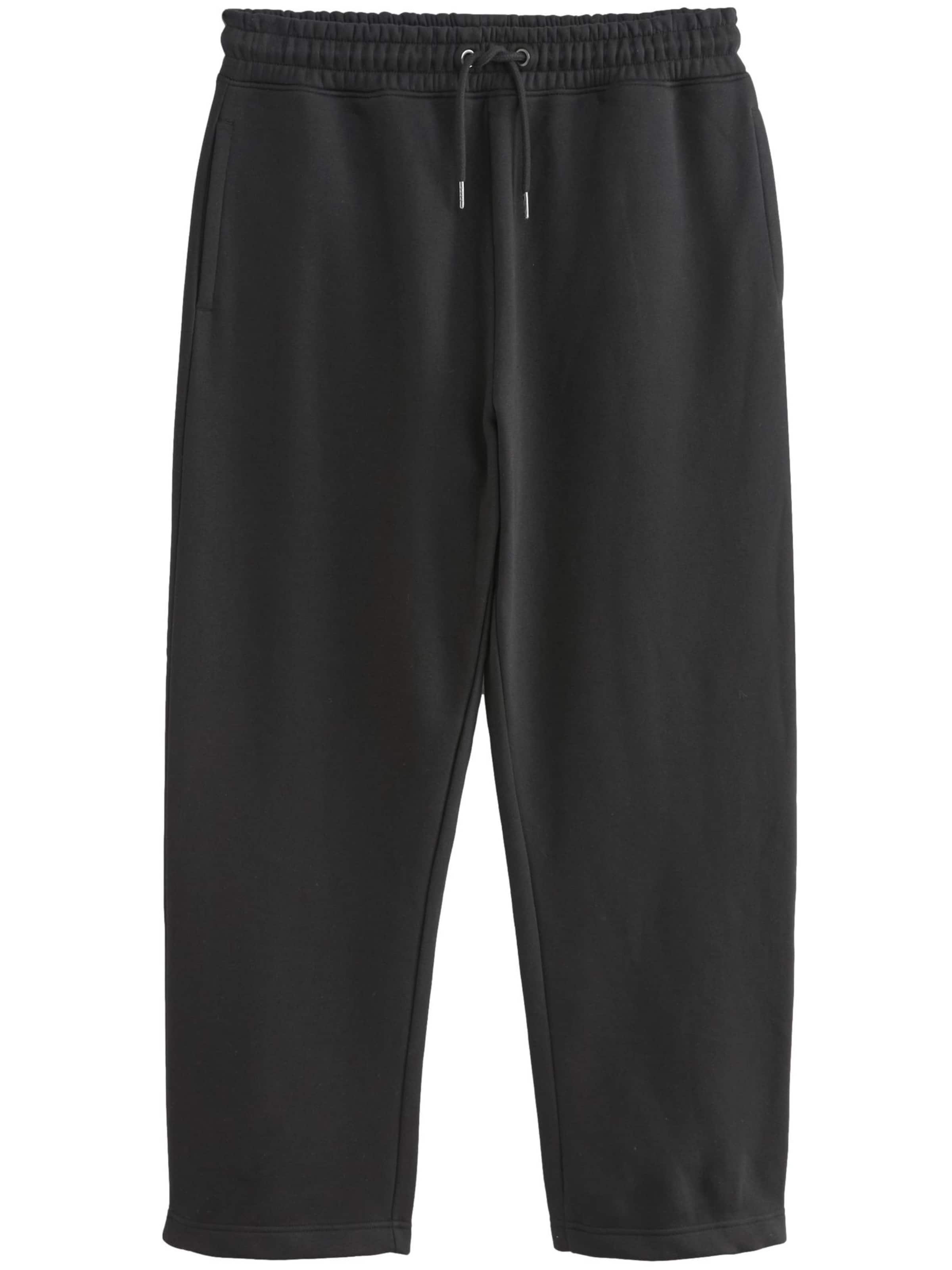 Next Bukser i sort: forside