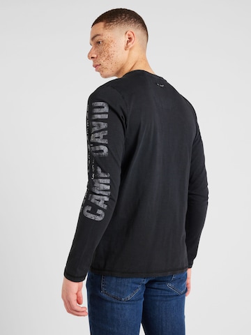 Tricou de la CAMP DAVID pe negru