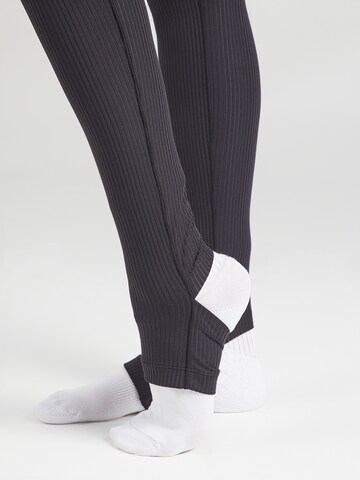 Reebok Skinny Sportnadrágok - fekete