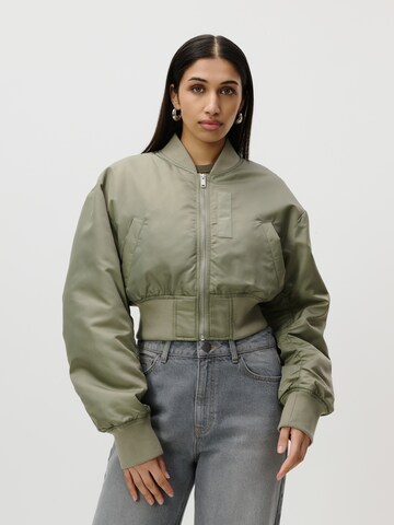 Veste mi-saison 'Adlin' LeGer by Lena Gercke en vert : devant