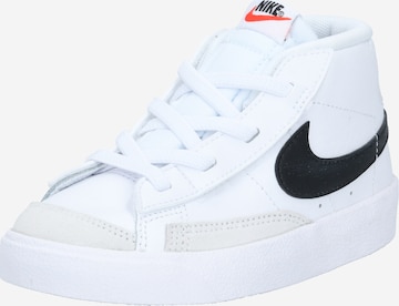 Nike Sportswear Сникърси 'Blazer Mid' в бяло: отпред