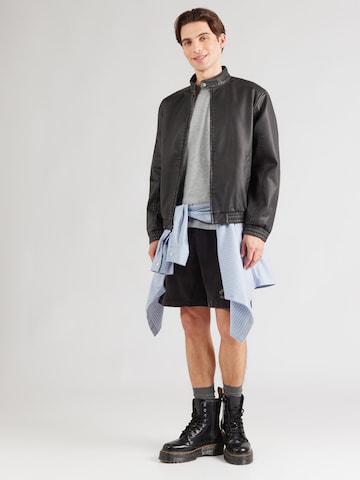 Tricou de la Champion Authentic Athletic Apparel pe gri