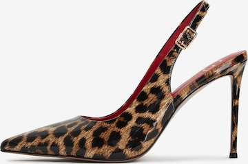Pumps de la CESARE GASPARI pe maro: față
