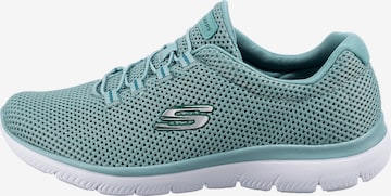 zaļš SKECHERS Zemie brīvā laika apavi 'Summits'