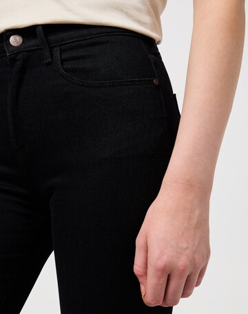 WRANGLER Slimfit Jeans in Schwarz