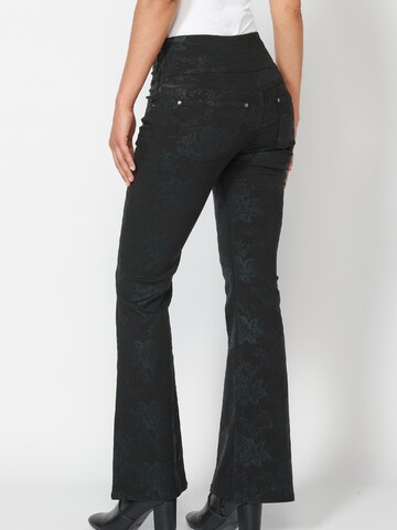 KOROSHI Flared Jeans i svart