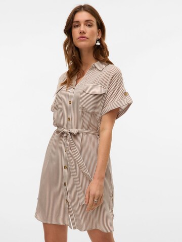 VERO MODA - Vestido camisero 'VMBumpy' en marrón