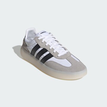 ADIDAS SPORTSWEAR Низкие кроссовки 'Barreda Decode' в Белый