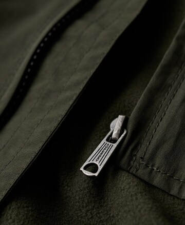 Veste mi-saison Superdry en vert