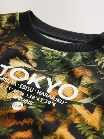 Next Shirt in Black