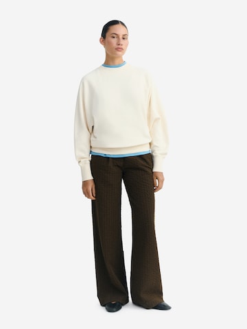 Thinking MU Sweatshirt 'SHELL' in Weiß