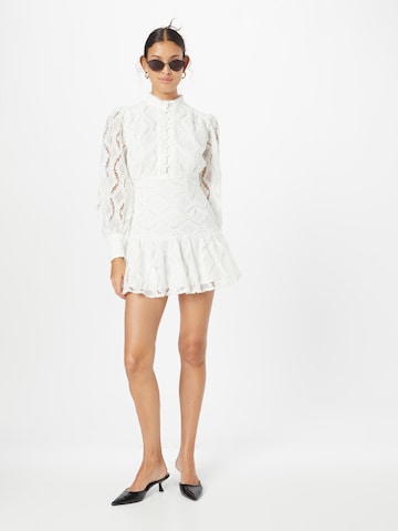 Robe-chemise 'REMY' Bardot en blanc