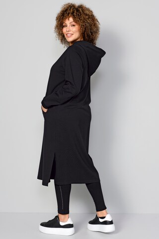 Robe MIAMODA en noir