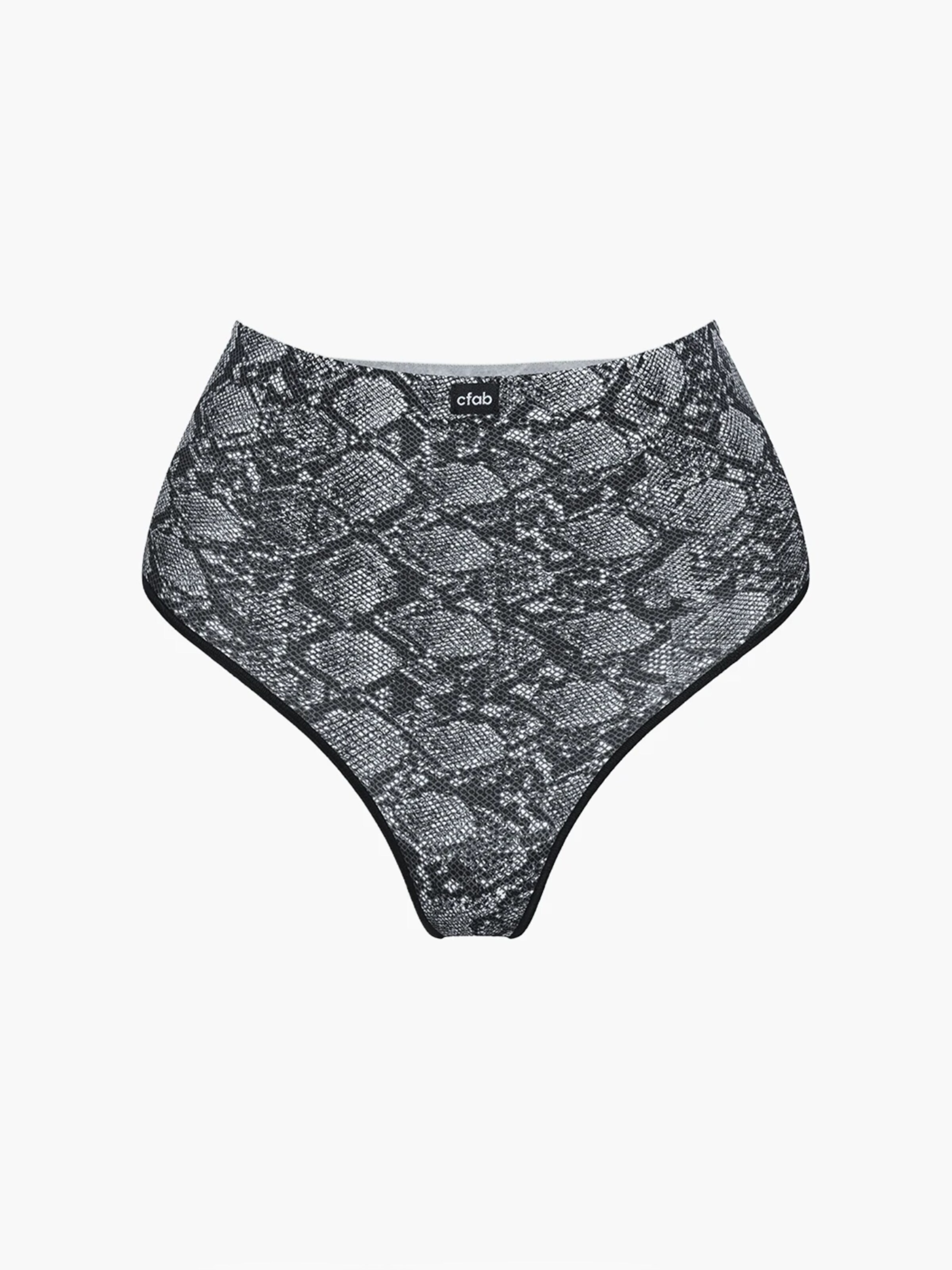 cfab (formerly creamy fabrics) - Tanga 'Seamless High-Waist Tanga' en gris: frente