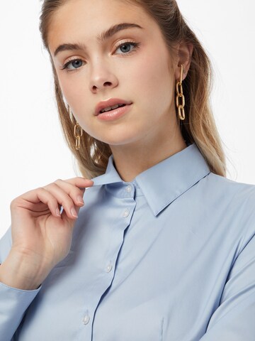 HUGO Blouse 'The Fitted' in Blue