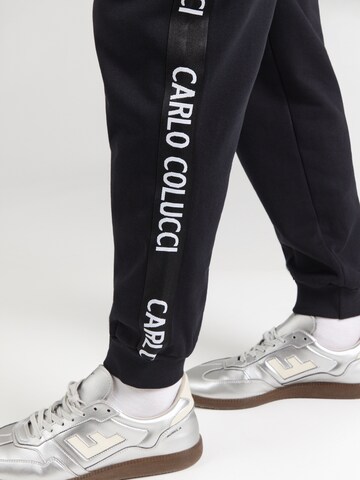 Carlo Colucci Tapered Παντελόνι σε μαύρο