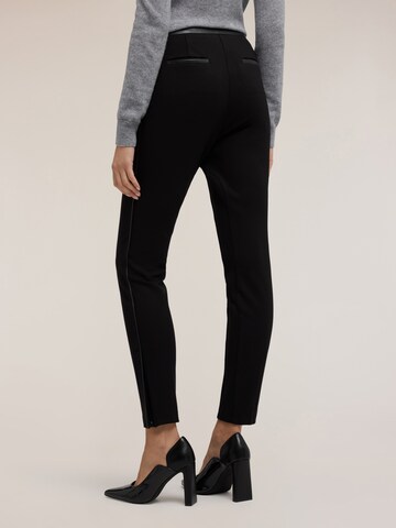 MOTIVI - Skinny Pantalón en negro