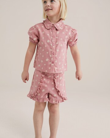 WE Fashion Regular Trousers in Pink