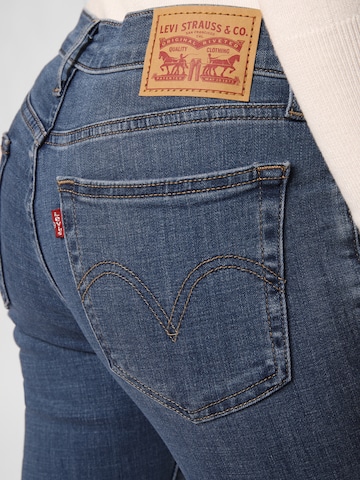 mėlyna LEVI'S ® Siaurėjantis Džinsai 'Mid Rise Boyfriend'