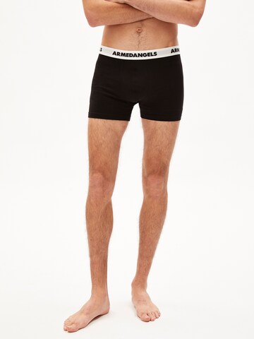 ARMEDANGELS Boxer shorts 'RYAANO' in Black: front