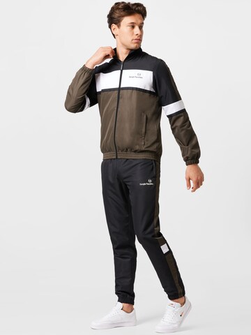 Costum de trening 'Nustrat' de la Sergio Tacchini pe negru: față