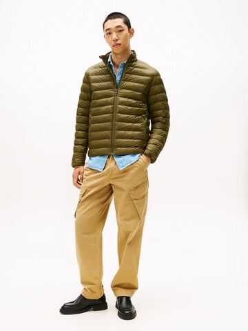 TOMMY HILFIGER Демисезонная куртка в Зеленый