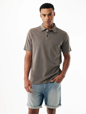 T-shirt MEXX en marron : devant