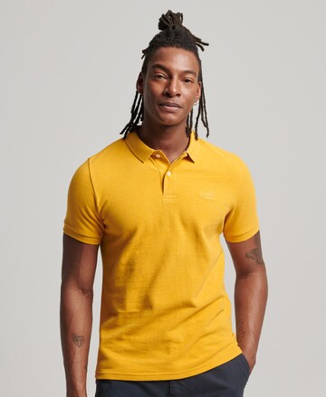 T-Shirt Superdry en jaune : devant