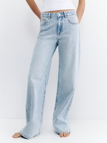 Pull&Bear Широки крачоли Дънки в синьо: отпред